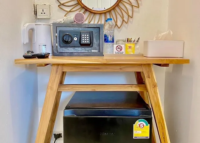 Bb Hidden House